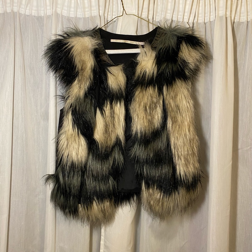 Twelfth street by Cynthia Vincent faux fur vest